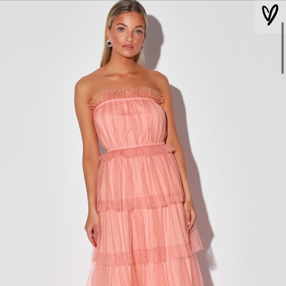Lulus Dresses & Skirts - 💞 Lulu’s coral tiered maxi dress - NWT 💞